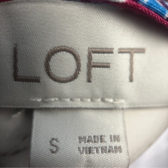 EUC LOFT Burgundy and Blue Floral Wrap Blouse Size Small - Picture 13 of 16